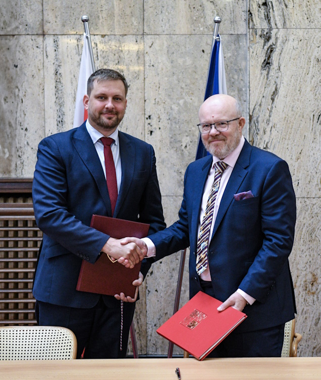 •	Minister zdravotníctva SR a minister zdravotníctva ČR